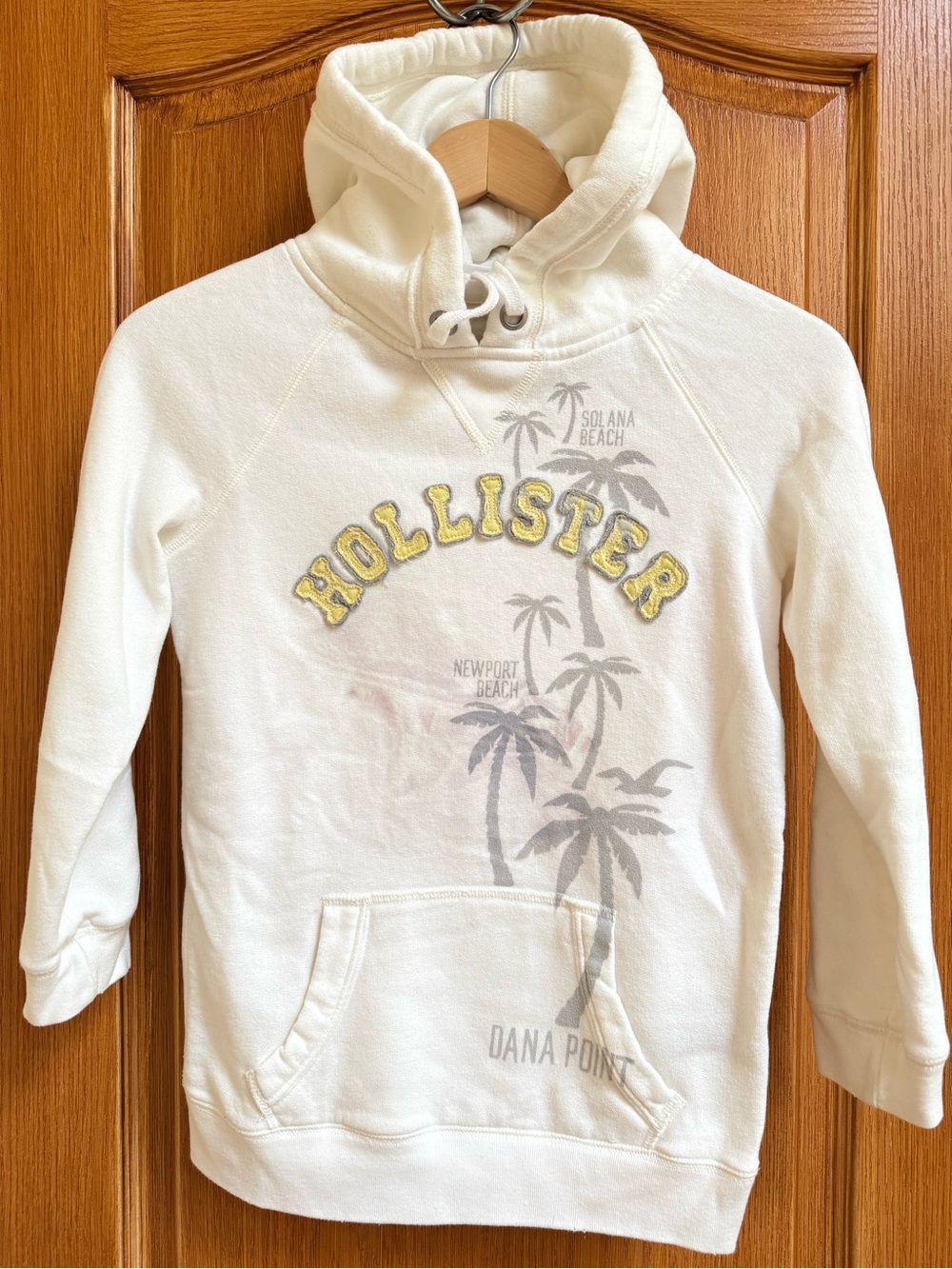 Hollister Vintage Cream Hoodie with Yellow Logo and Palm Graphic Sweatshirt Sz S